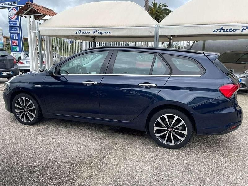 Usata Fiat Tipo Lounge 95 CV (69 kW) 2017 Blu Station wagon