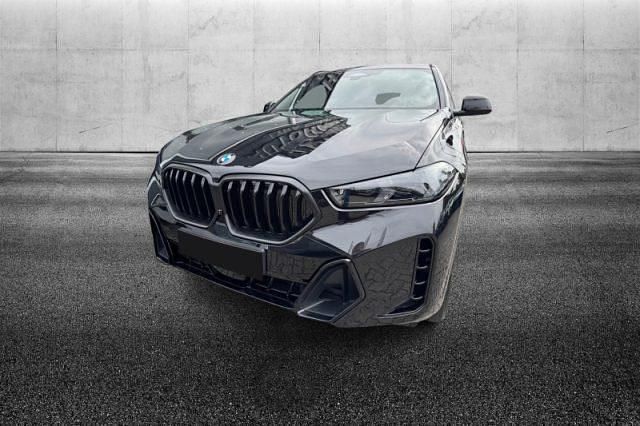 Usata BMW X6 M Sport 298 CV (219 kW) 2025 Nero metallizzato SUV