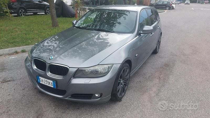 Usata BMW 320 M Sport 184 CV (135 kW) 2011 Grigio Station wagon