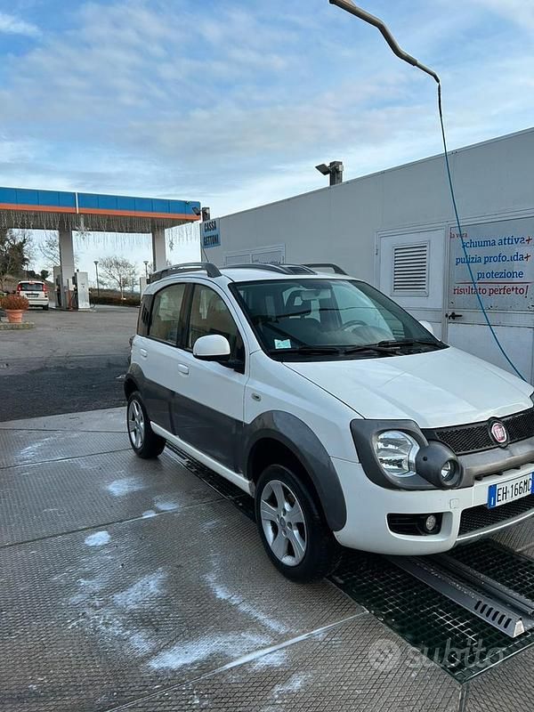 Usata Fiat Panda Cross 2010 Bianco Utilitaria