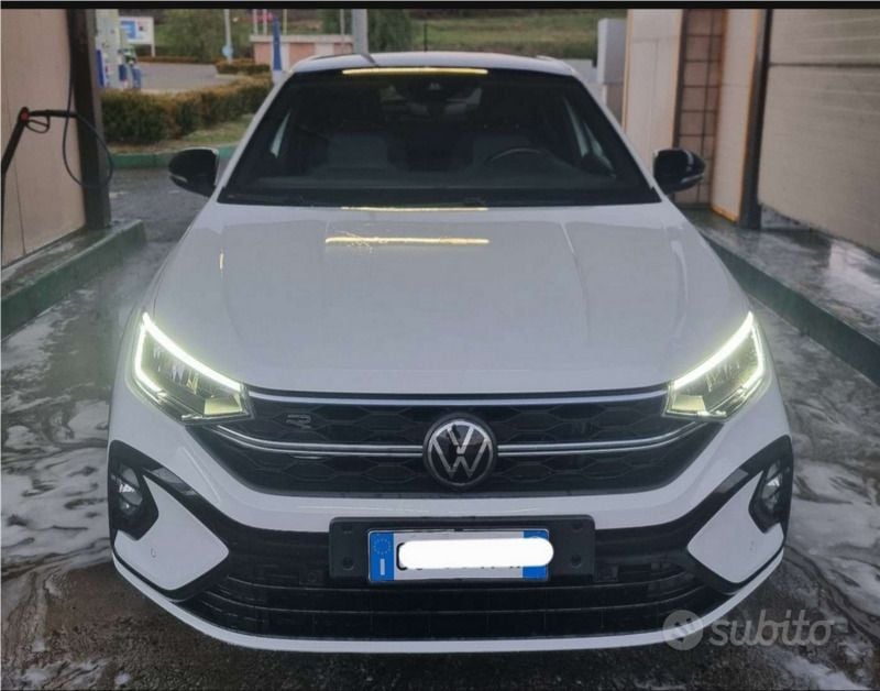 Usata VW Taigo R-line 110 CV (80 kW) 2022 Bianco SUV