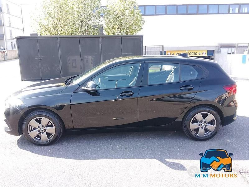 Usata BMW 116 Advantage 116 CV (85 kW) 2020 Nero Utilitaria