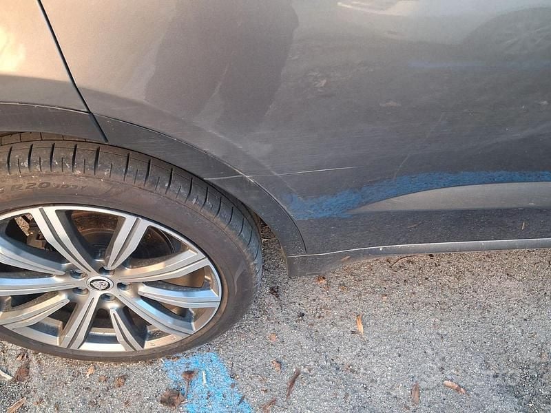 Usata Jaguar E-Pace 150 CV (110 kW) 2018 Grigio SUV