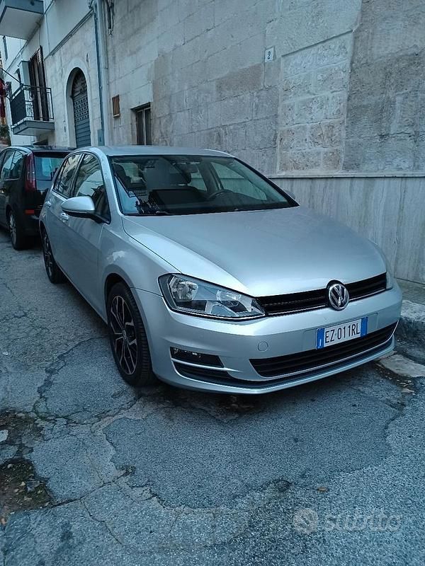 Usata VW Golf VII 110 CV (80 kW) 2015 Grigio Berlina