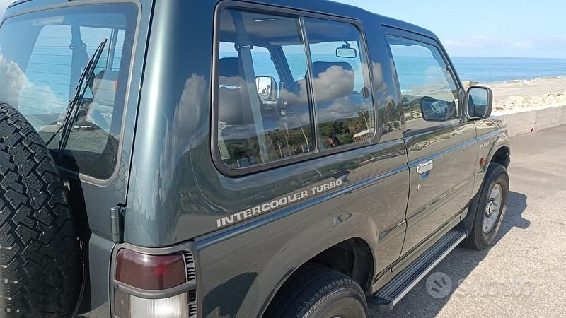 Usata Mitsubishi Pajero 84 CV (61 kW) 1992 Verde SUV