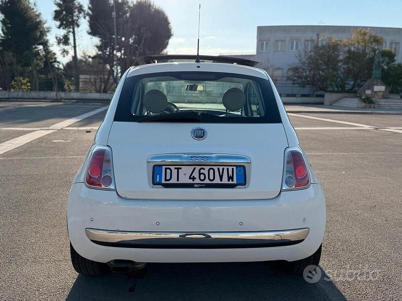 Usata Fiat 500 Lounge 69 CV (50 kW) 2009 Bianco Cabrio