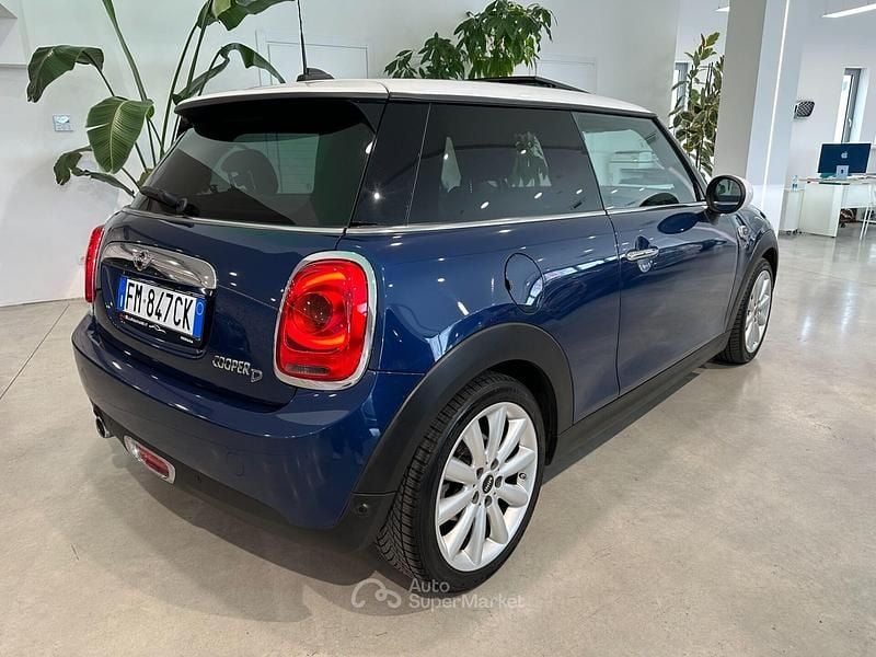 Usata Mini Cooper D Hype 116 CV (85 kW) 2017 Blu/azzurro Utilitaria