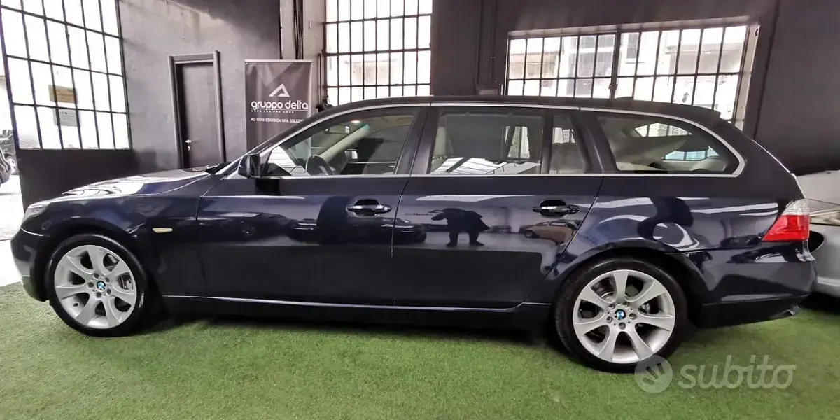 Usata BMW 530 235 CV (172 kW) 2007 Blu Station wagon