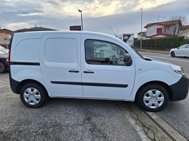 Usata Renault Kangoo 95 CV (69 kW) 2020 Bianco pastello Monovolume