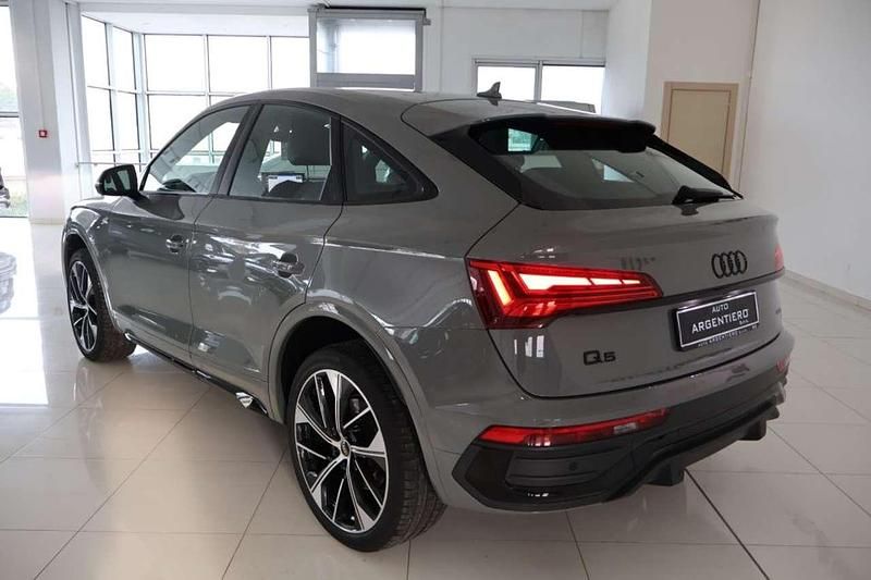 Usata Audi Q5 S-line plus 204 CV (150 kW) 2022 Grigio quantum SUV