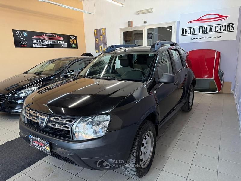 Usata Dacia Duster 105 CV (77 kW) 2014 Nero SUV