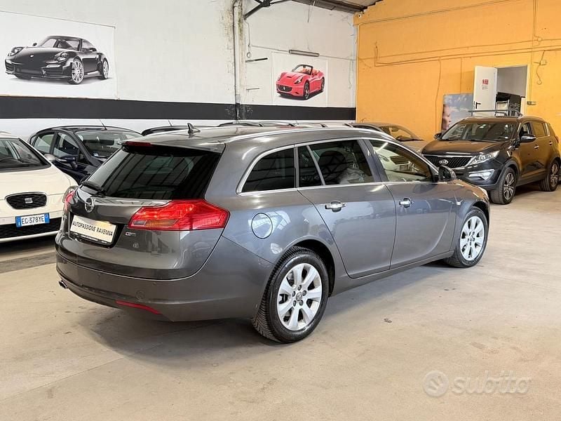 Usata Opel Insignia Cosmo 130 CV (95 kW) 2011 Grigio Station wagon