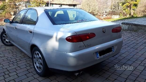 Venduto Alfa Romeo 2000 166 V6turbo Auto Usate In Vendita