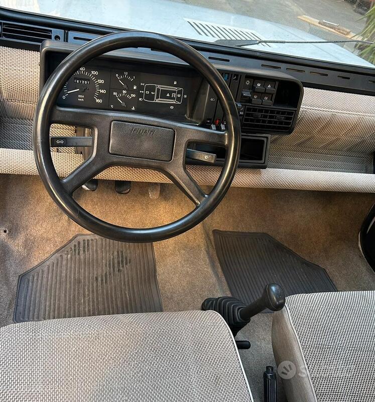 Usato 1987 Fiat Panda 4x4 1.0 Benzin 50 CV (4.000 €)