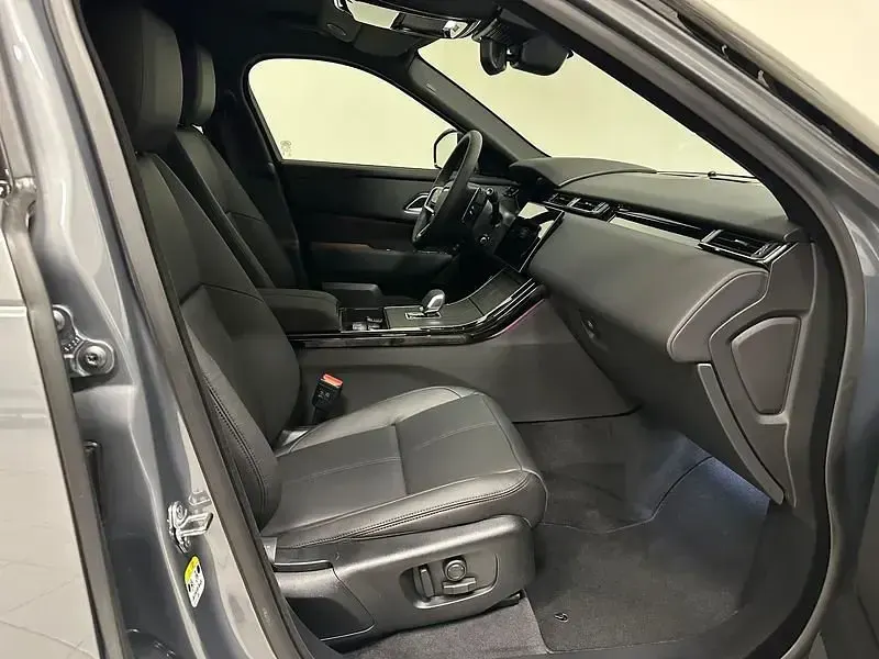 Usado Land Rover Range Rover Velar S 204 HP (150 kW) 2025 Cinzento SUV
