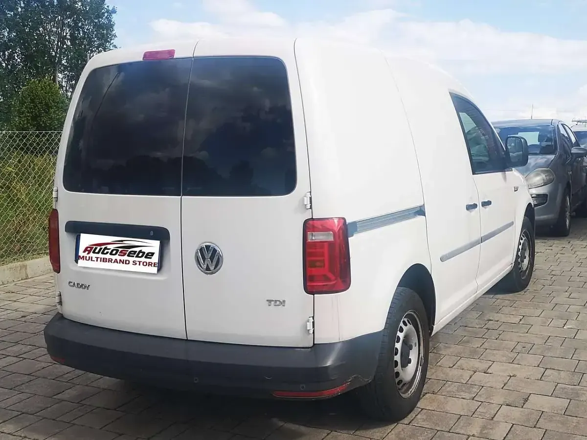Usata VW Caddy 102 CV (75 kW) 2017 Bianco Monovolume