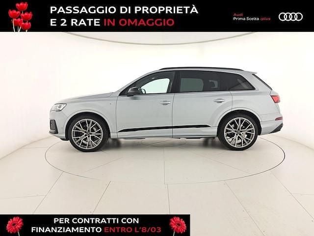 Usata Audi Q7 Sport 286 CV (210 kW) 2023 Grigio satellite metallizzato SUV