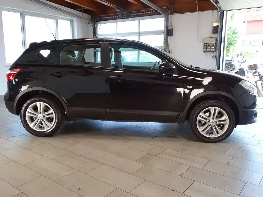 Usata Nissan Qashqai 360º 117 CV (86 kW) 2014 Nero SUV