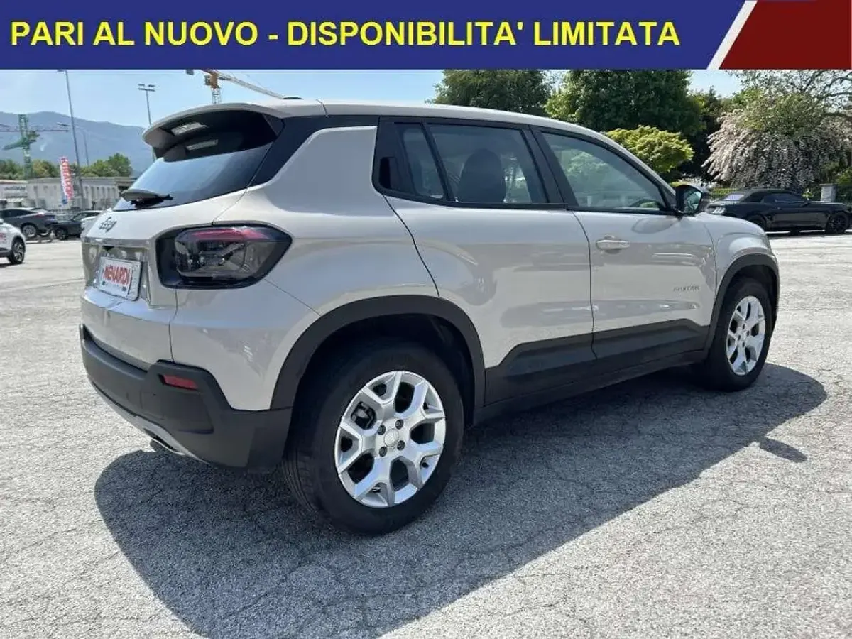 Usata Jeep Avenger Altitude 101 CV (74 kW) 2025 Grigio SUV