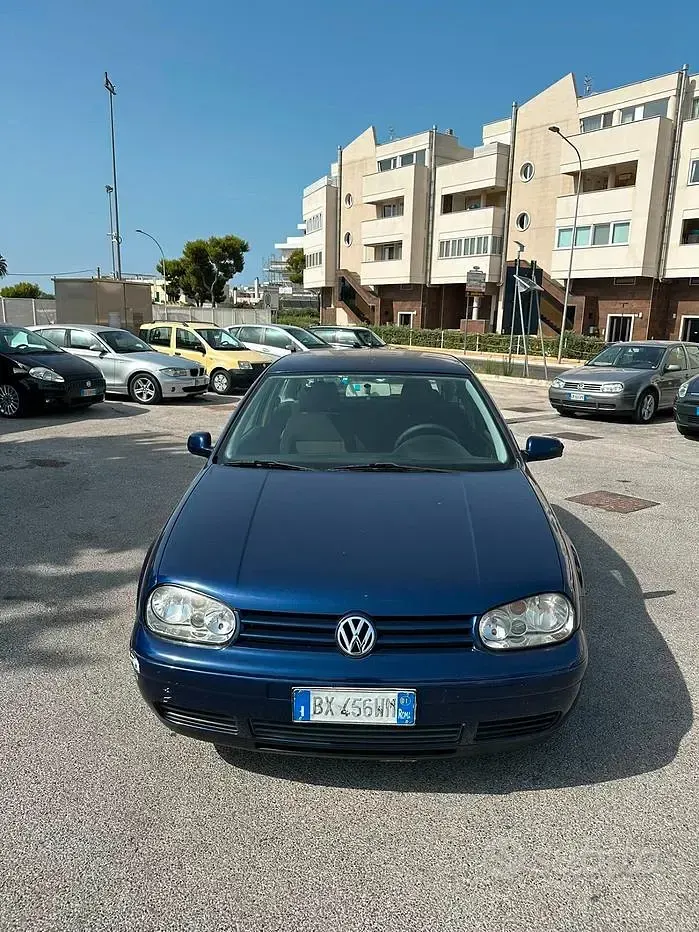 Usata VW Golf IV Highline 130 CV (95 kW) 2001 Verde Berlina