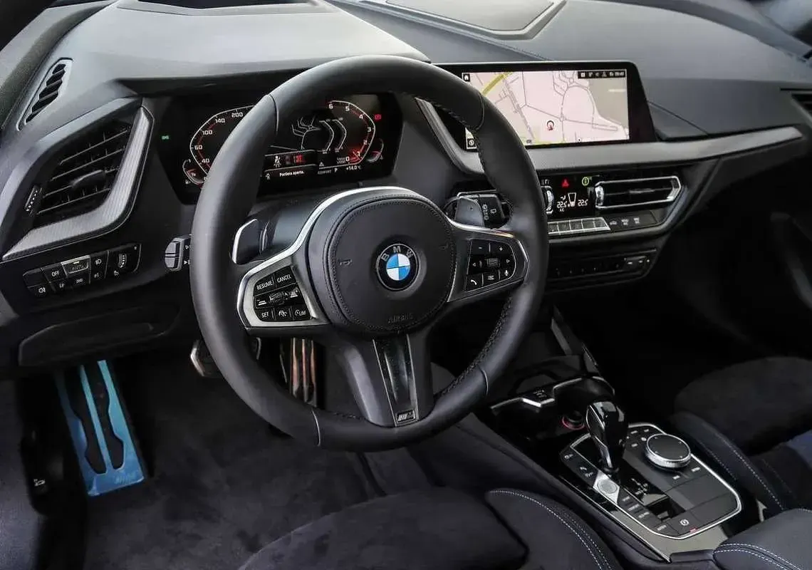 Usata BMW M135 306 CV (225 kW) 2019 Blu/azzurro Utilitaria