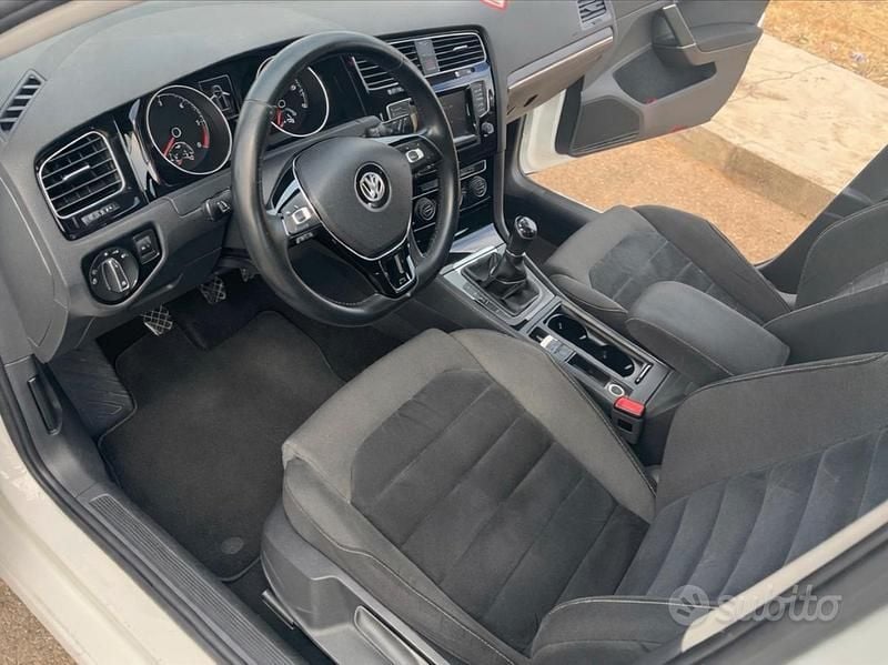 Usata VW Golf VII 105 CV (77 kW) 2013 Bianco Berlina