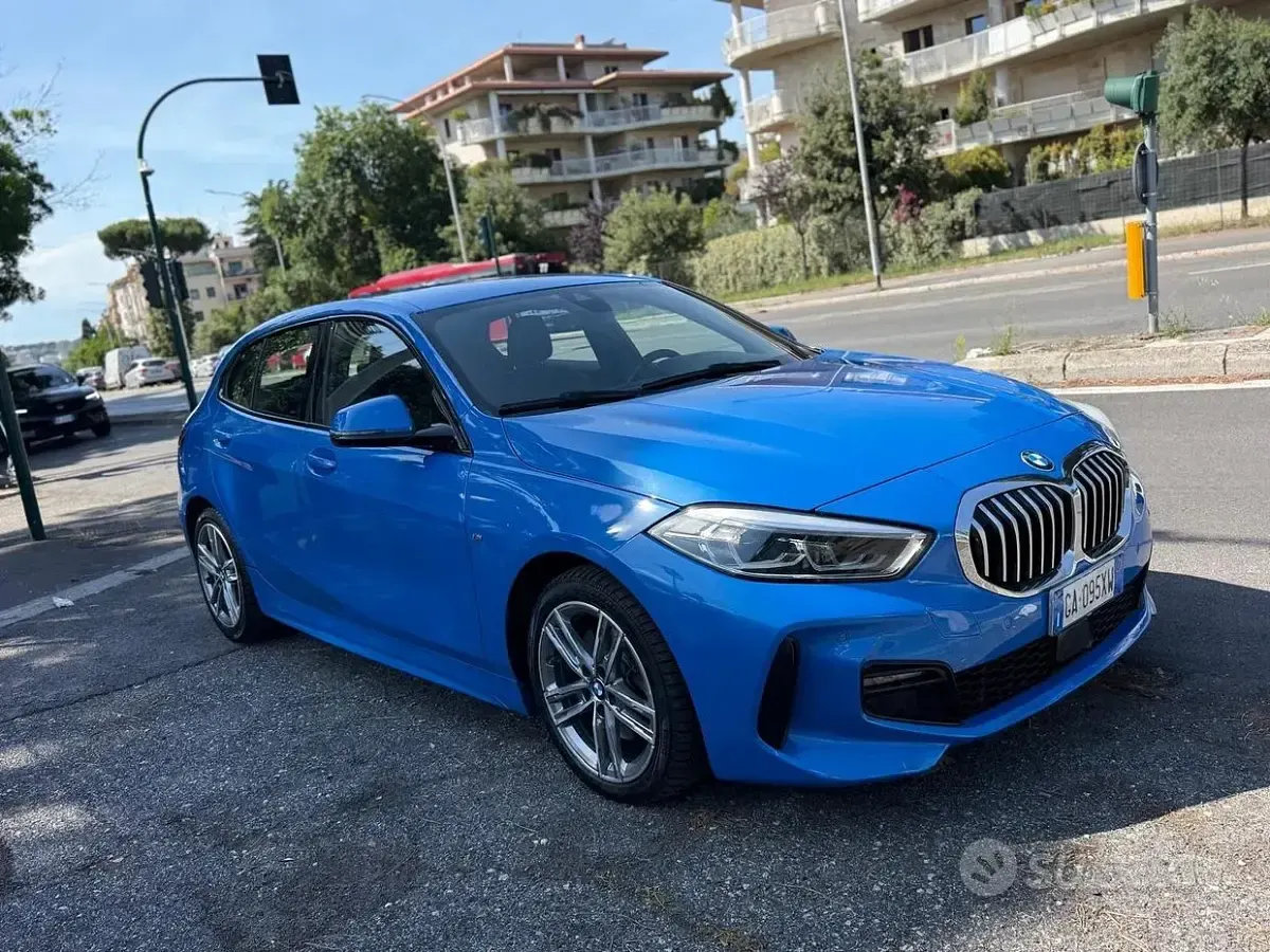 Usata BMW 118 M Sport 150 CV (110 kW) 2021 Blu Utilitaria