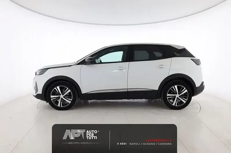 Usata Peugeot 3008 Allure 131 CV (96 kW) 2023 Bianco SUV