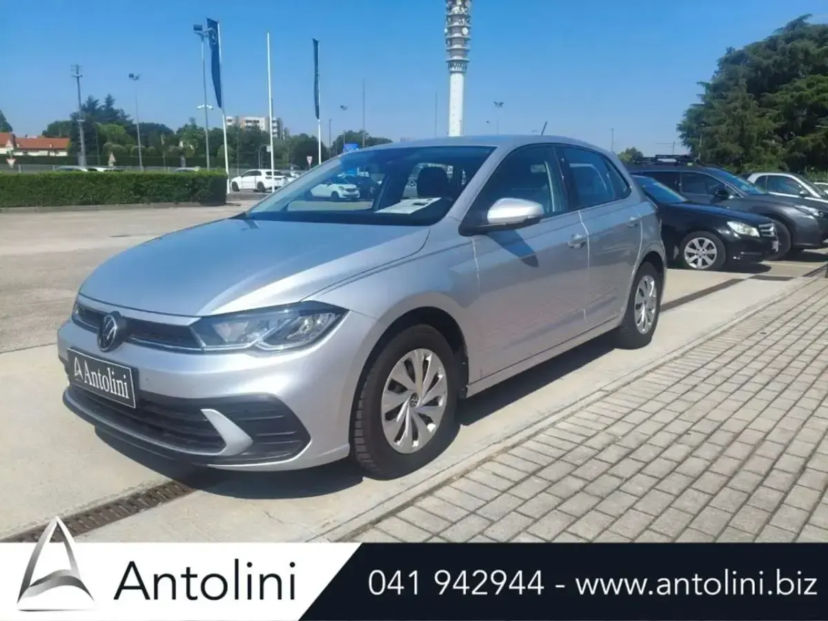 Usata VW Polo Life 80 CV (58 kW) 2022 Argento Utilitaria