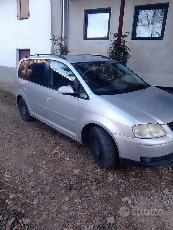 Usata VW Touran 101 CV (74 kW) 2003 Monovolume
