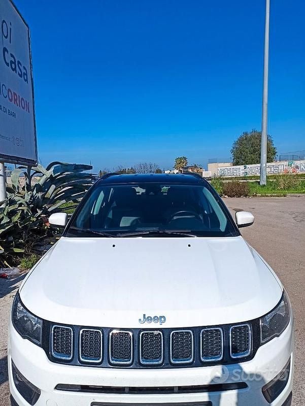 Usata Jeep Compass 120 CV (88 kW) 2018 Bianco SUV