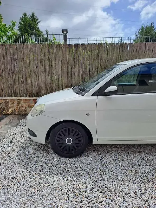Usata Lancia Ypsilon 95 CV (69 kW) 2007 Utilitaria