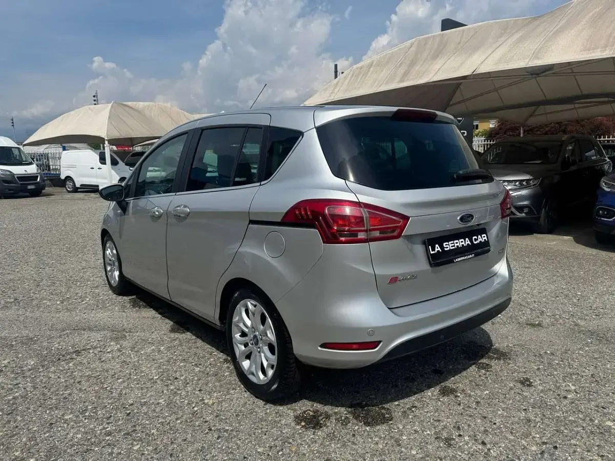 Usata Ford B-MAX 101 CV (74 kW) 2013 Argento Monovolume