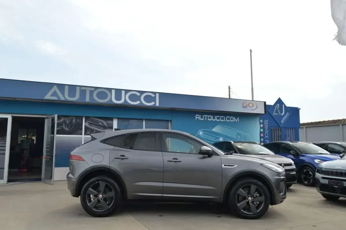 Usata Jaguar E-Pace R-Dynamic 200 CV (147 kW) 2020 Corris gray SUV