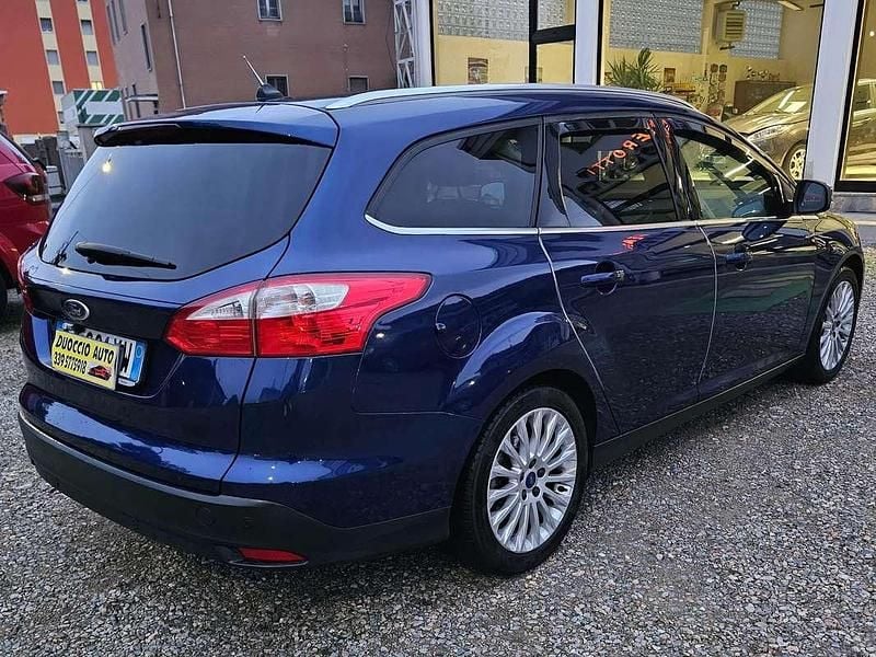 Usata Ford Focus Titanium 120 CV (88 kW) 2014 Blu/azzurro Station wagon