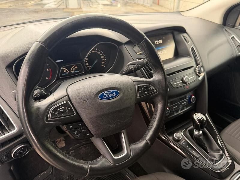 Usata Ford Focus Titanium 95 CV (69 kW) 2015 Blu Berlina
