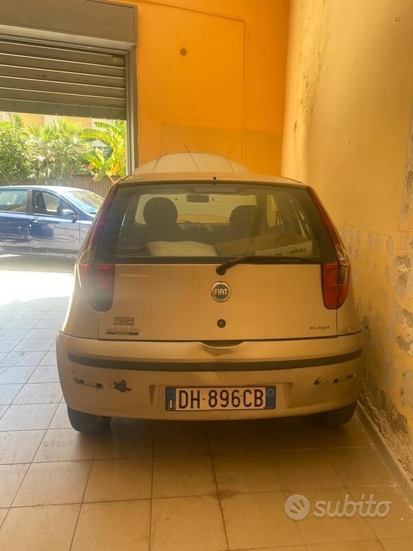 Usata Fiat Punto 69 CV (50 kW) 2008 Bianco Utilitaria