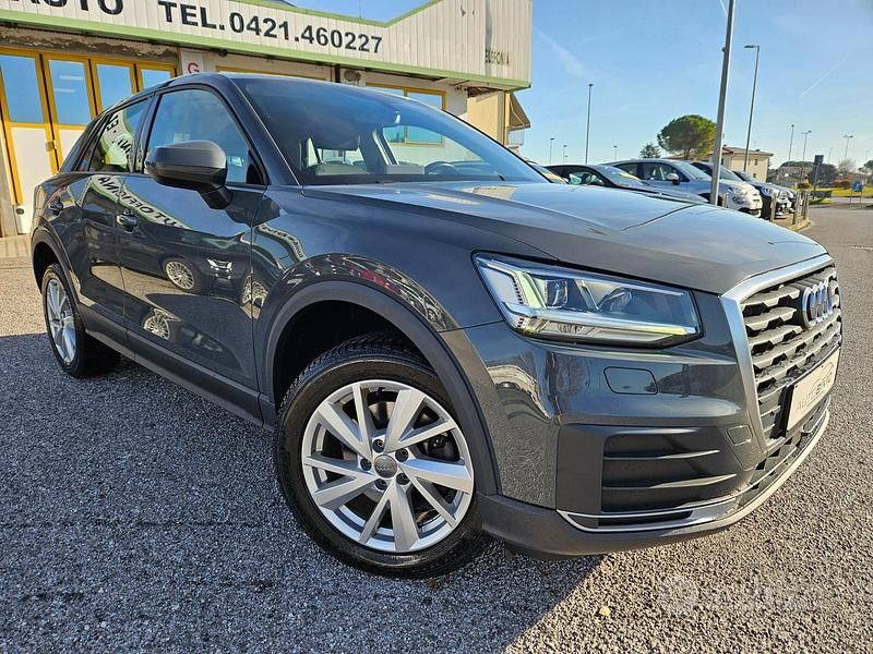 Usata Audi Q2 Business 116 CV (85 kW) 2018 Grigio SUV