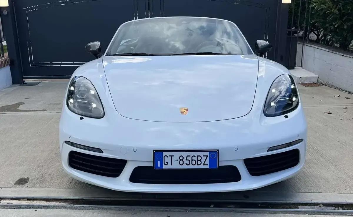Usata Porsche 718 300 CV (220 kW) 2020 Bianco Cabrio
