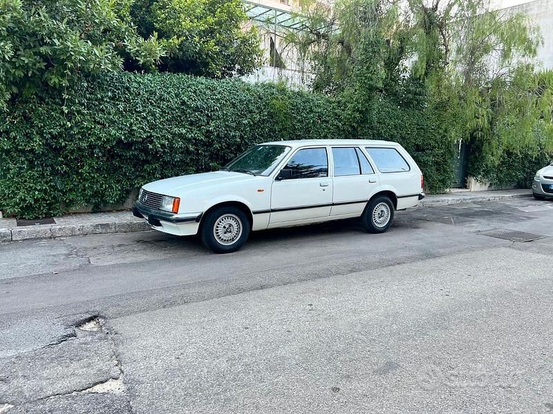 Usata Opel Rekord S 101 CV (74 kW) 1980 Bianco Station wagon