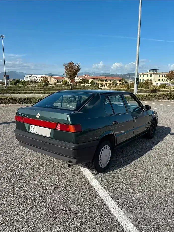Usata Alfa Romeo 33 88 CV (64 kW) 1992 Verde Berlina
