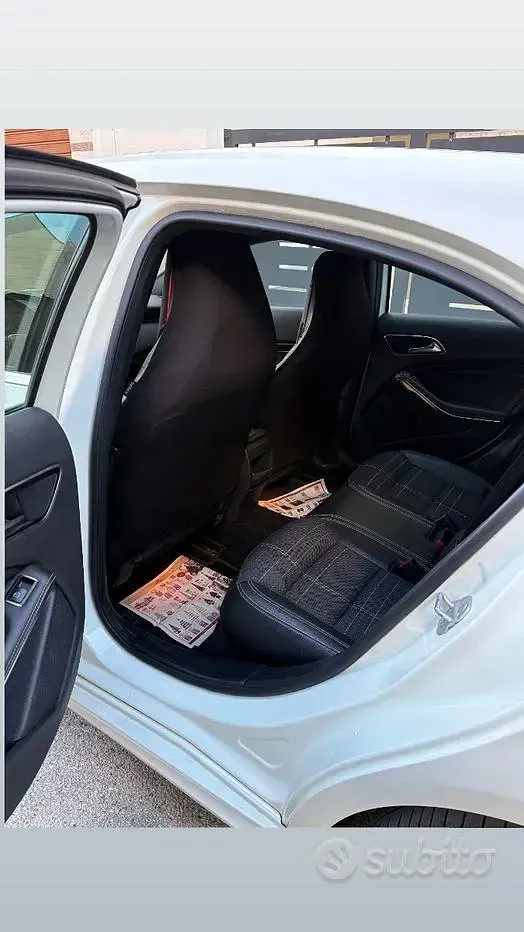 Usata Mercedes A180 2013 Bianco Utilitaria