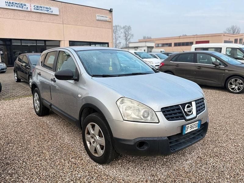 Usata Nissan Qashqai Tekna 114 CV (83 kW) 2008 Grigio SUV