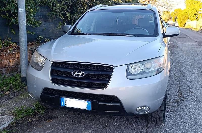 Usata Hyundai Santa Fe Dynamiq 155 CV (114 kW) 2008 Grigio SUV