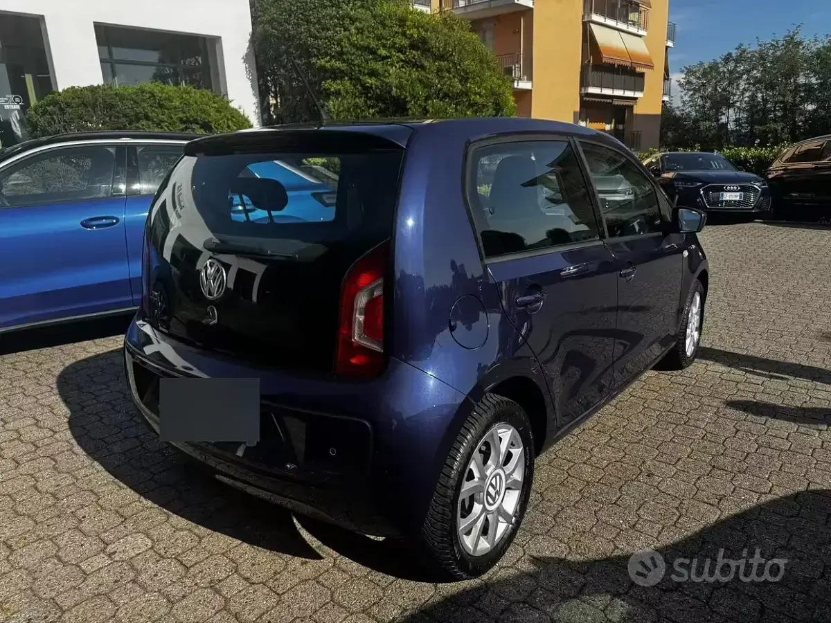 Usata VW up! 60 CV (44 kW) 2016 Bluazzurro Utilitaria