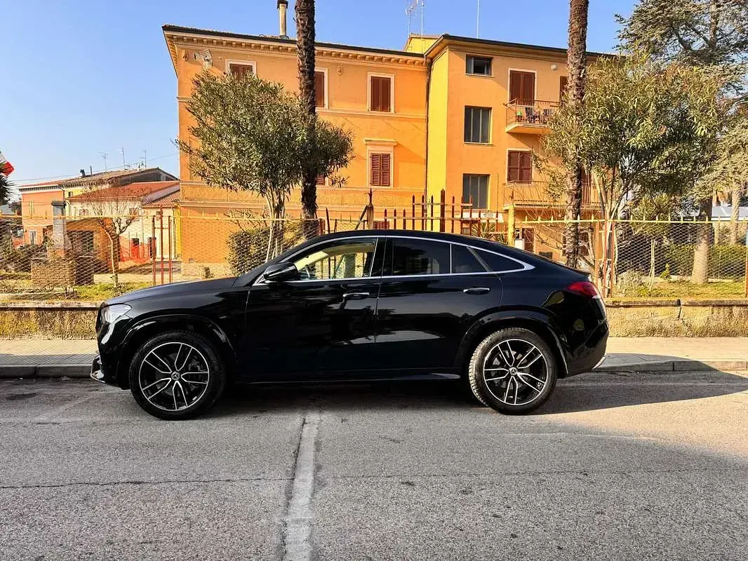 Usata Mercedes GLE300 Premium Plus 272 CV (200 kW) 2022 Nero SUV