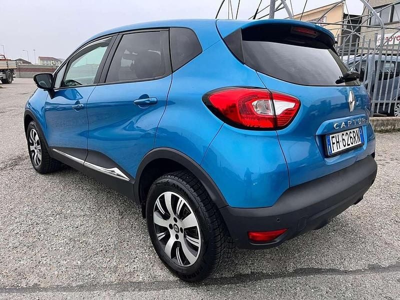 Usata Renault Captur Intens 90 CV (66 kW) 2017 Blu/azzurro SUV