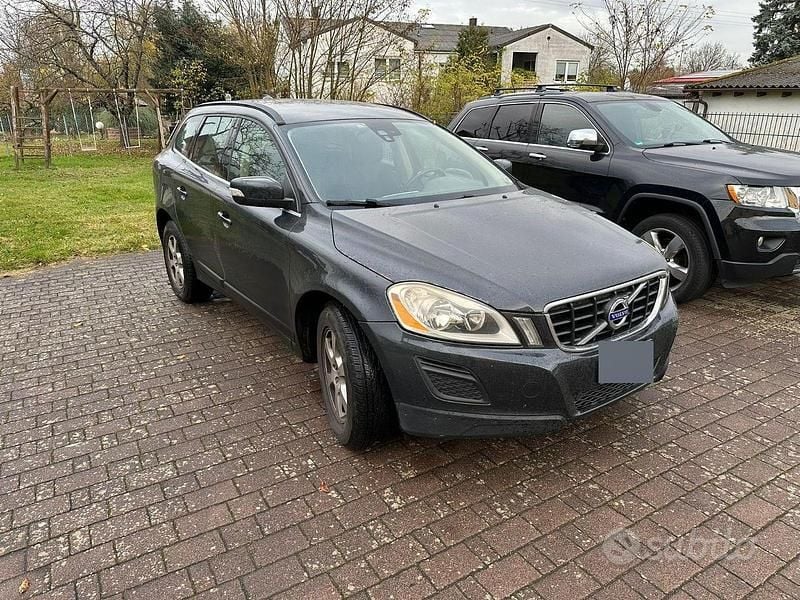 Usata Volvo XC60 163 CV (119 kW) 2011 Grigio SUV