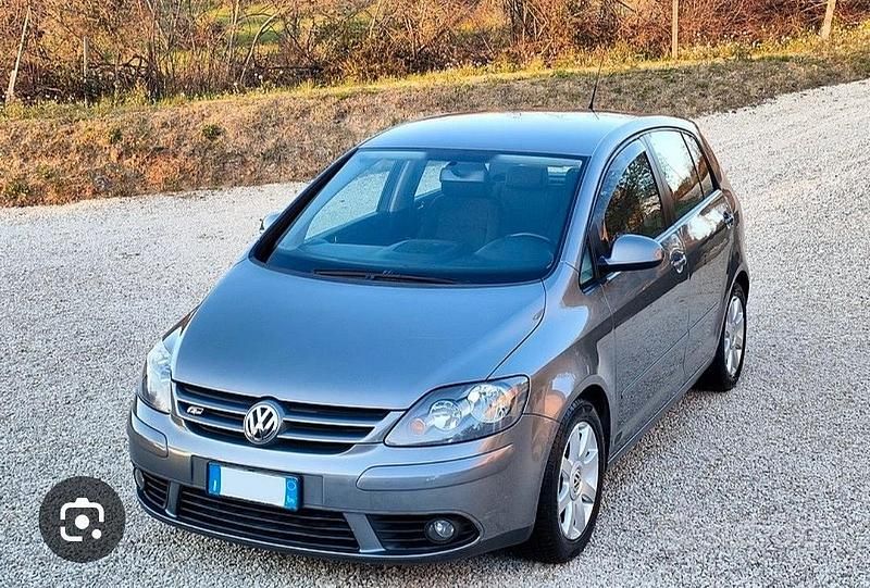 Usata VW Golf Plus Cross 2005 Grigio Monovolume