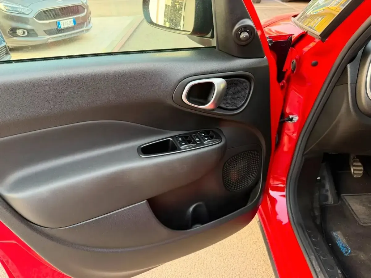 Usata Fiat 500L Cross 95 CV (69 kW) 2021 Rosso Monovolume